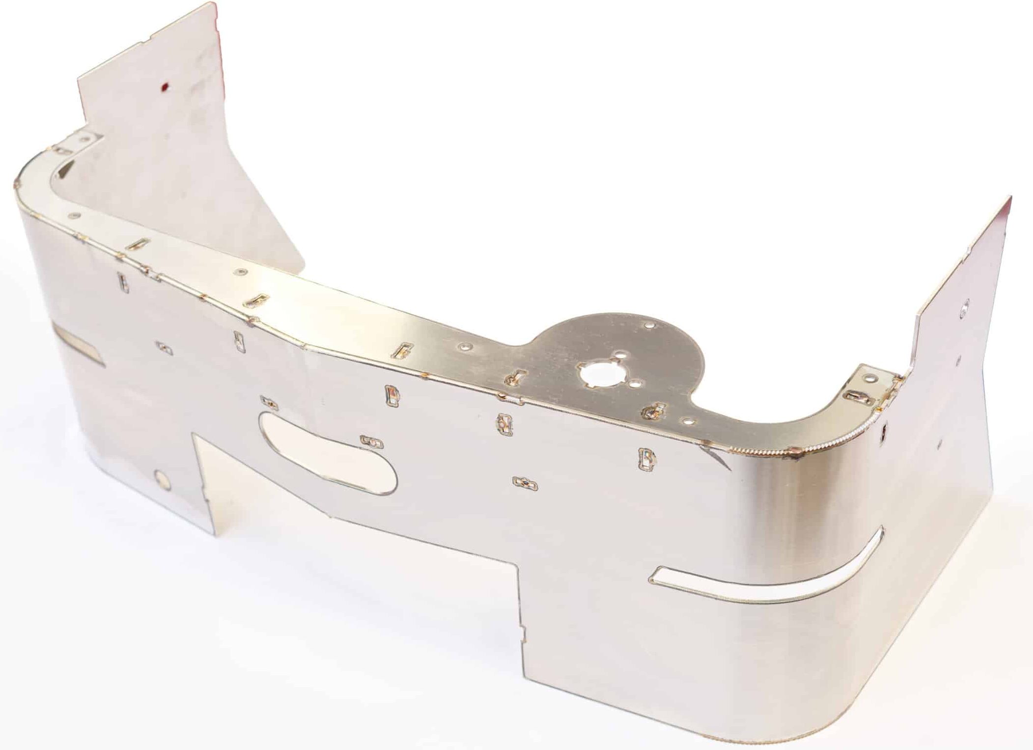 Carpenteria per automotive: SCOCCA PER ROBOT PORTA PALLET OSPEDALI, IL PEZZO DEVE ESSER CURATO NELLE FINITURE